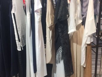 深圳品牌折扣批發(fā) 服裝、鞋帽、箱包、日用品低價(jià)走份新模式解析