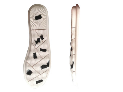 泉州地區(qū)新品XL鞋底市場(chǎng)報(bào)價(jià)及服裝鞋帽行業(yè)趨勢(shì)分析